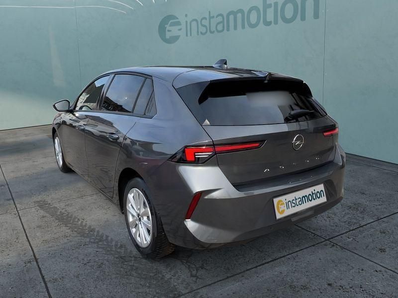 Grau Gebraucht 2024 Opel Astra Limousine | 23.499 € (Fairer Preis) - Bild 1/1