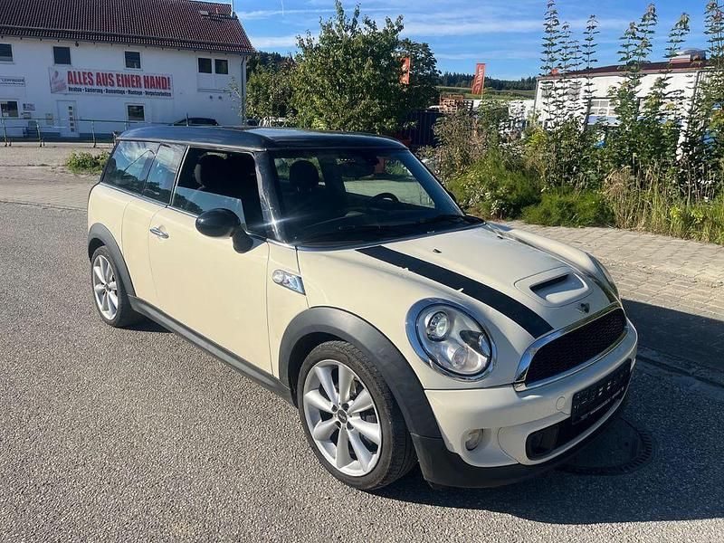 Weiß Gebraucht 2014 Mini Cooper SD Clubman Kombi | 4.900 € (Fairer Preis) - Bild 1/4