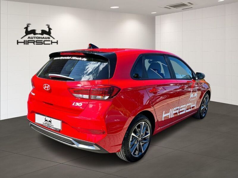 Gebraucht Hyundai i30 Advantage 101 PS (74 kW) 2025 Rot Limousine