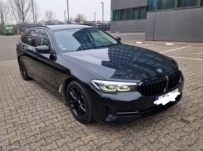 Gebraucht BMW 520 Sport Line 190 PS (139 kW) 2020 Schwarz Kombi