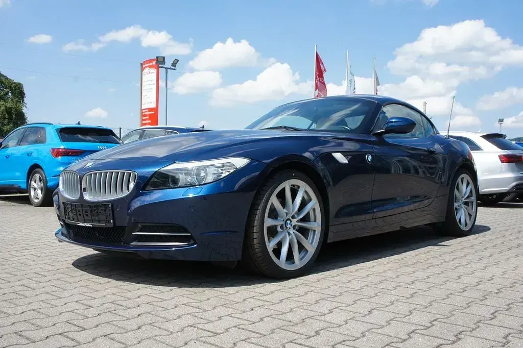Gebraucht BMW Z4 Sport Line 204 PS (150 kW) 2010 Blau Cabrio