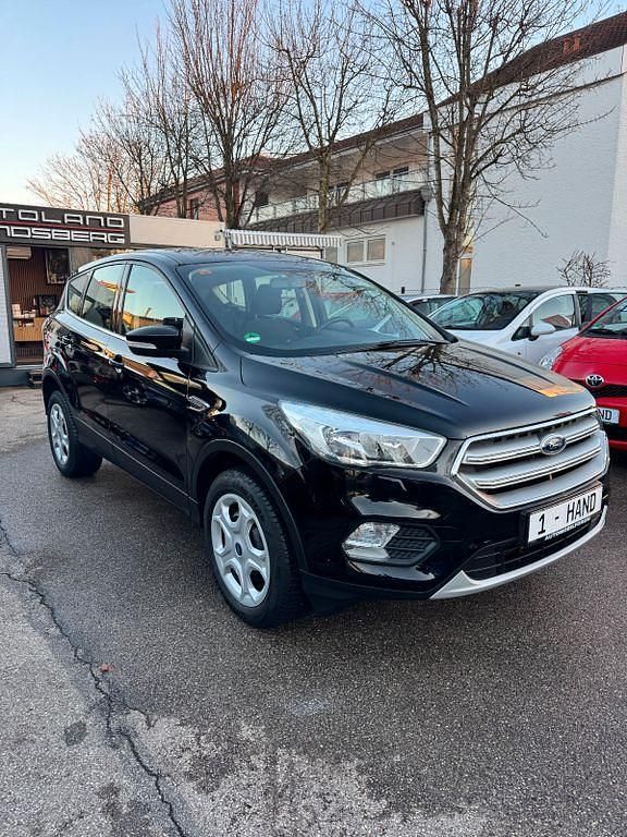 Gebraucht Ford Kuga Trend 120 PS (88 kW) 2018 Schwarz SUV