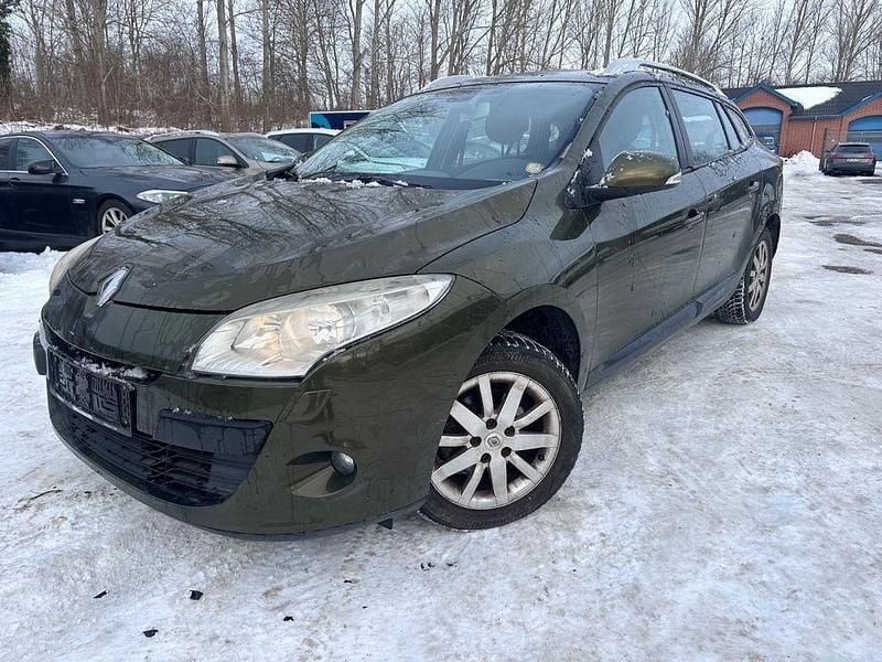 Gebraucht Renault Mégane III Expression 110 PS (80 kW) 2010 Grün Limousine