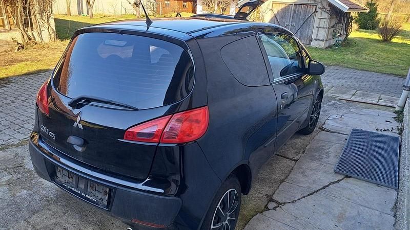Gebraucht Mitsubishi Colt 95 PS (69 kW) 2007 Schwarz Kleinwagen