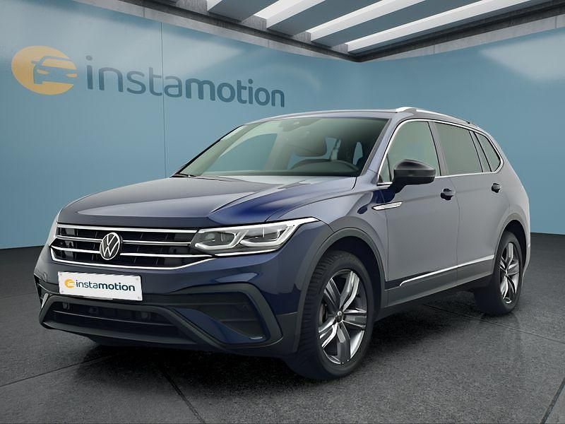 Blau Gebraucht 2024 VW Tiguan SUV | 35.499 € (Fairer Preis) - Bild 1/4