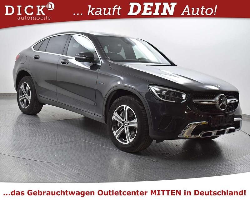 Graphitgrau met. Gebraucht 2021 Mercedes GLC300 Coupé | 36.250 € (Fairer Preis) - Bild 1/4