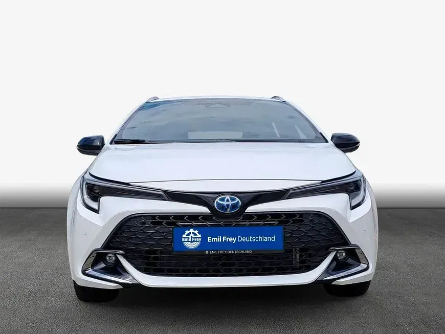 Neu Toyota Corolla 178 PS (130 kW) 2026 Weiß Kombi