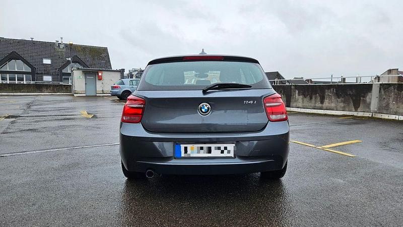 Gebraucht BMW 114 Advantage 102 PS (75 kW) 2014 Grau Kleinwagen