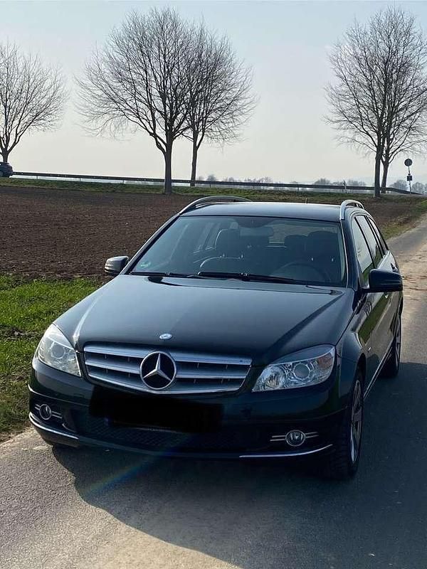 Gebraucht Mercedes C200 136 PS (100 kW) 2011 Schwarz Kombi