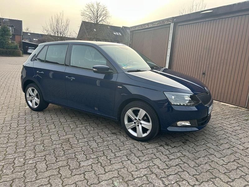 Gebraucht Skoda Fabia Drive 60 PS (44 kW) 2017 Blau Kleinwagen