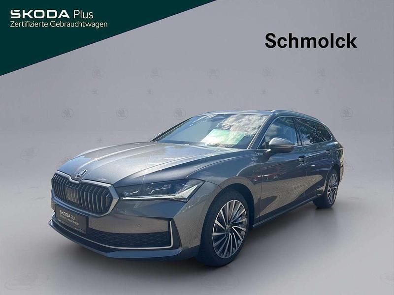 Graphitegrau metallic Gebraucht 2024 Skoda Superb LAURIN & KLEMENT Kombi | 44.890 € - Bild 1/4