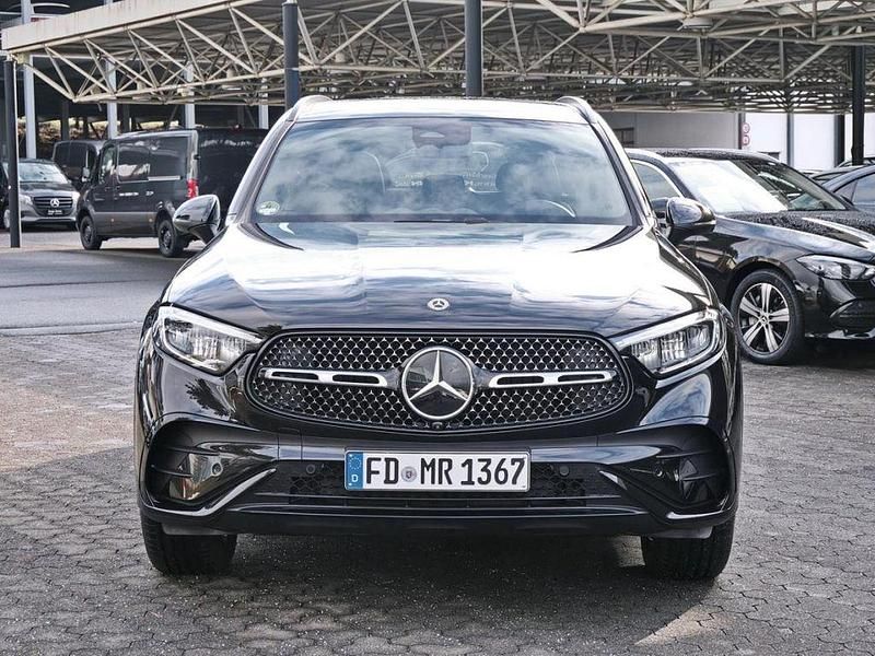 Gebraucht Mercedes GLC220 AMG 197 PS (144 kW) 2026 Obsidianschwarz metallic SUV
