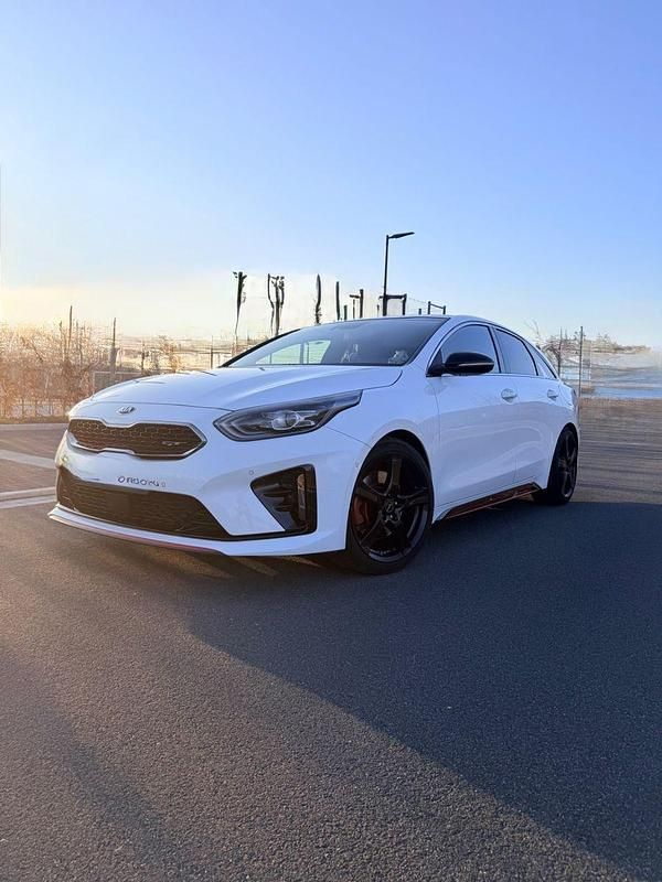 Gebraucht Kia ProCeed GT 204 PS (150 kW) 2020 Weiß Kombi