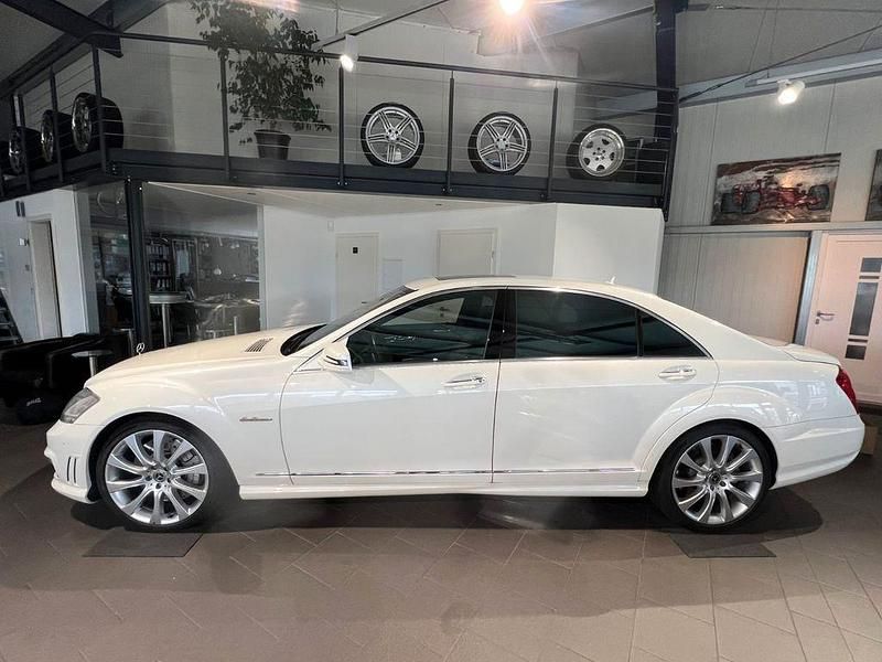 Weiß Gebraucht 2010 Mercedes S63 AMG AMG Limousine | 48.500 € - Bild 1/4