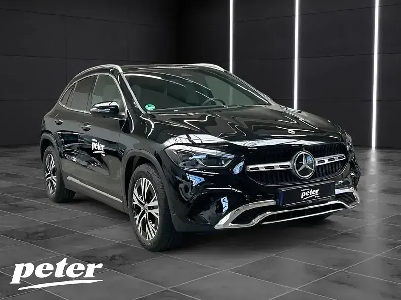 Gebraucht Mercedes GLA200 Progressive 150 PS (110 kW) 2026 Unilack nachtschwarz SUV