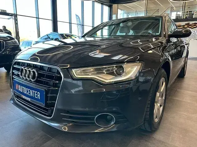 Gebraucht Audi A6 Ambiente 204 PS (150 kW) 2013 Grau Kombi