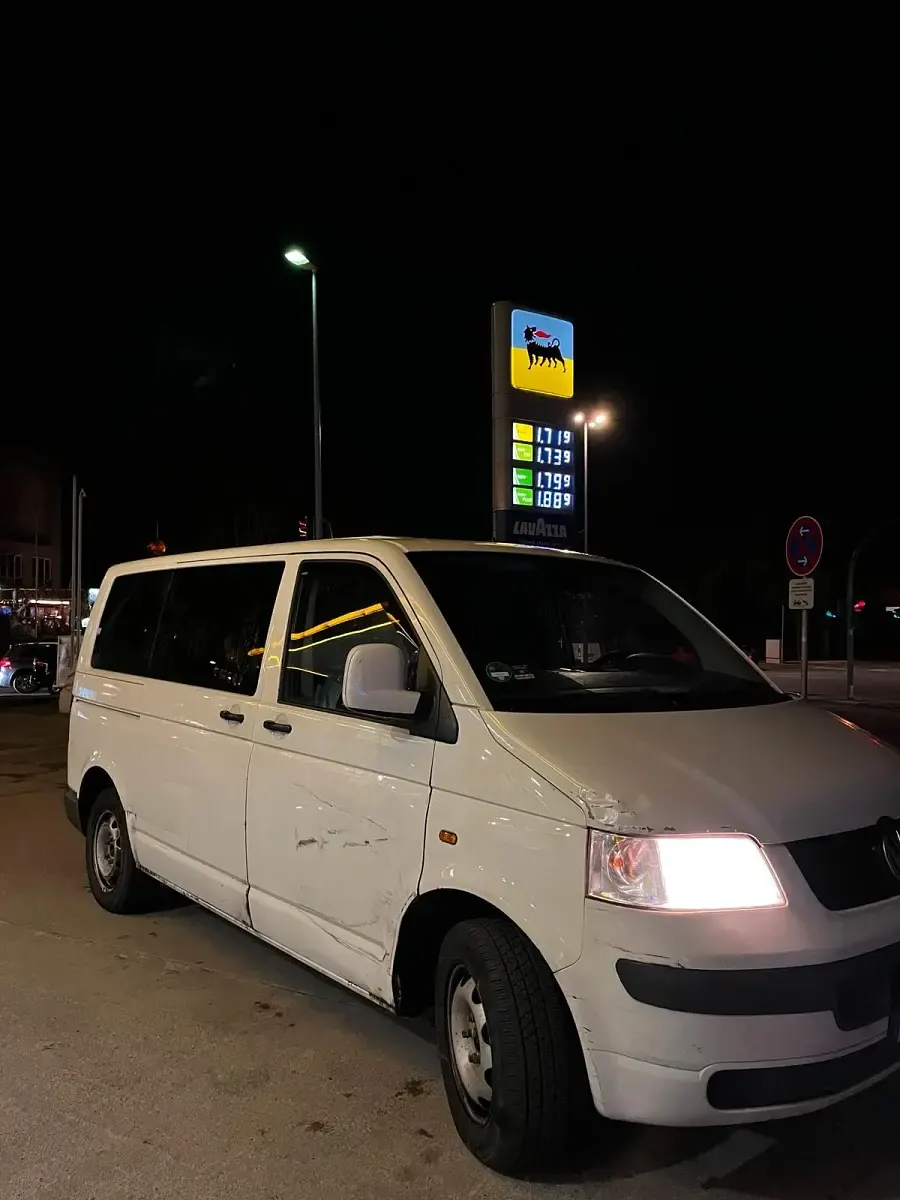 Usado VW Caravelle 105 CV (77 kW) 2007 Blanco Van