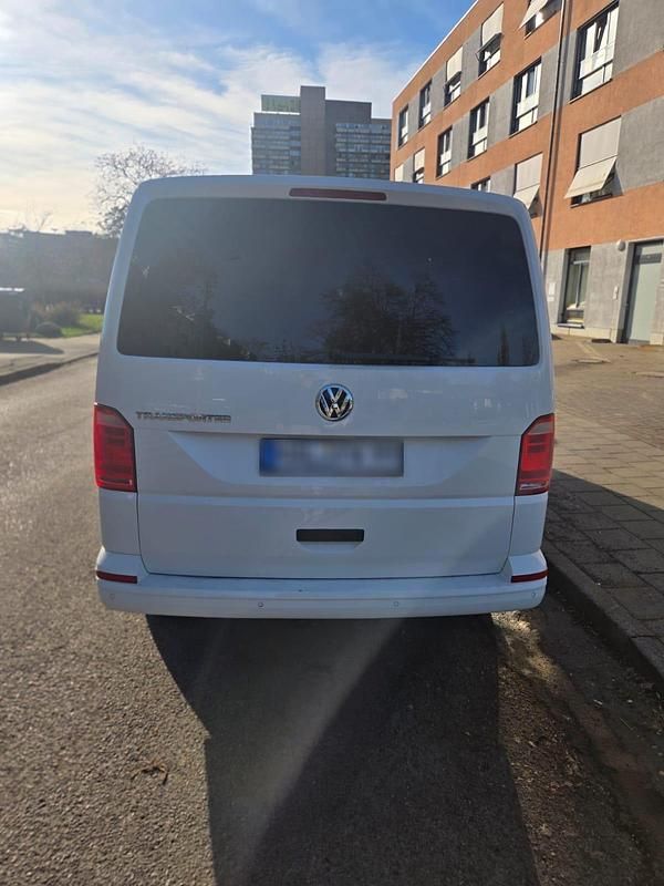 Gebraucht VW Transporter 199 PS (146 kW) 2019 Weiß Van