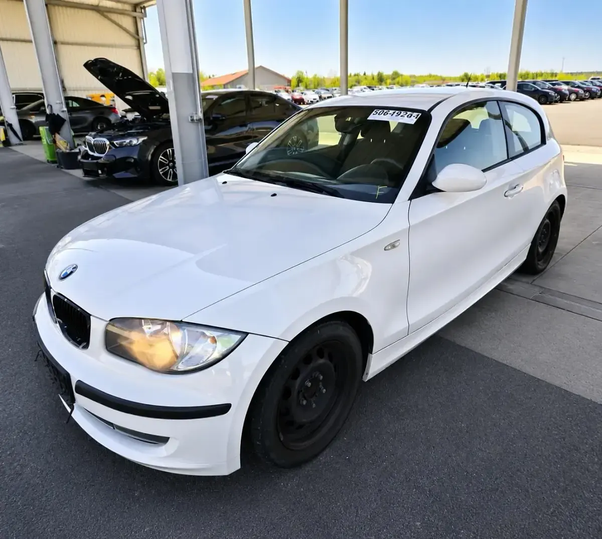 Gebraucht BMW 116 122 PS (89 kW) 2009 Weiß Kleinwagen
