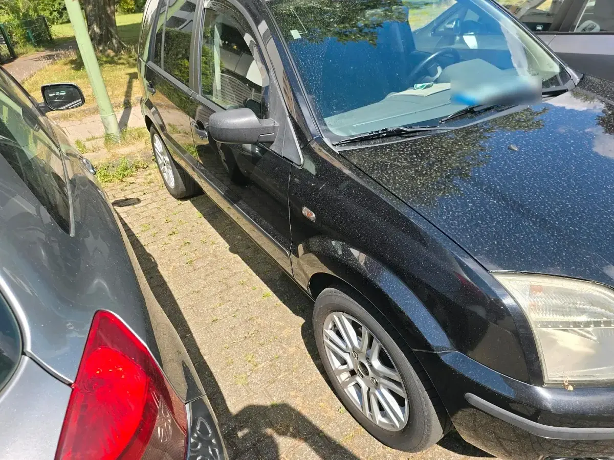 Gebraucht Ford Fusion 80 PS (58 kW) 2003 Schwarz Kleinwagen