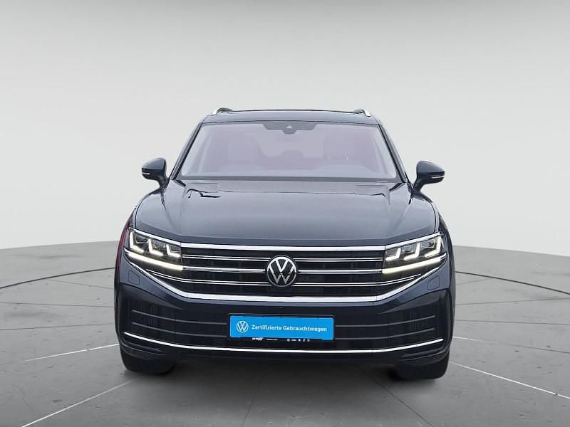 Meloe blue kristalleffekt Gebraucht 2023 VW Touareg Elegance SUV | 74.880 € (Fairer Preis) - Bild 1/4