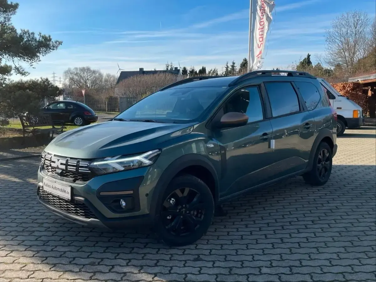 Gebraucht Dacia Jogger Extreme 101 PS (74 kW) 2025 Van / Kleinbus