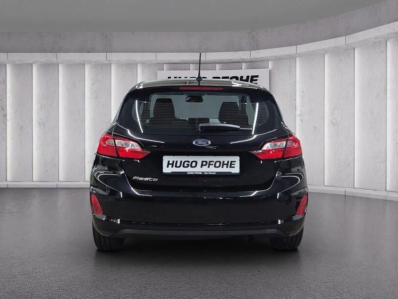 Gebraucht Ford Fiesta Trend 101 PS (74 kW) 2022 Schwarz Kleinwagen