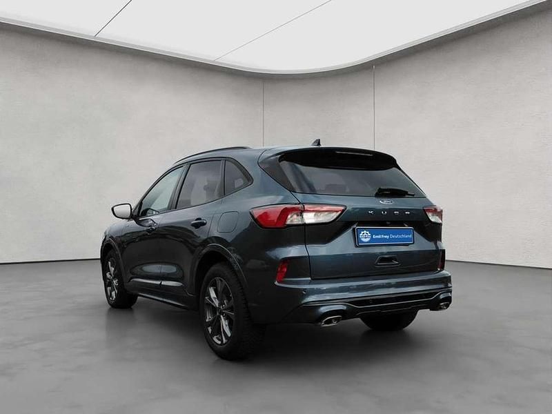 Gebraucht Ford Kuga ST-Line X 150 PS (110 kW) 2023 Chrome blue metallic SUV