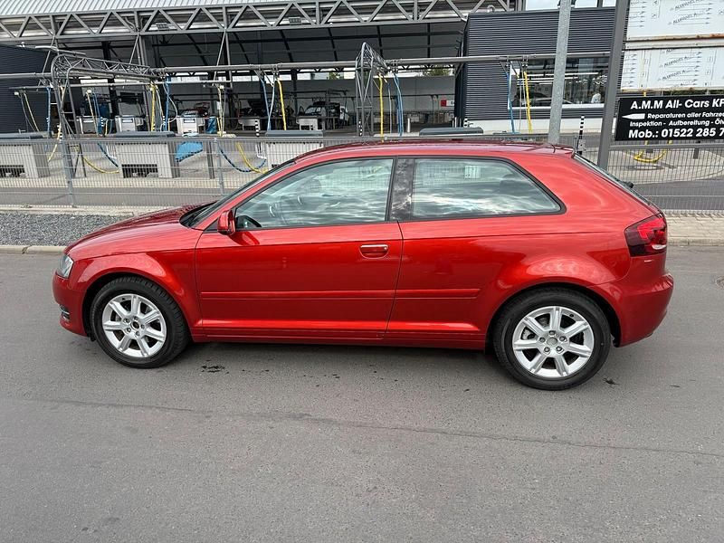 Gebraucht Audi A3 Design 125 PS (91 kW) 2011 Braun Kleinwagen