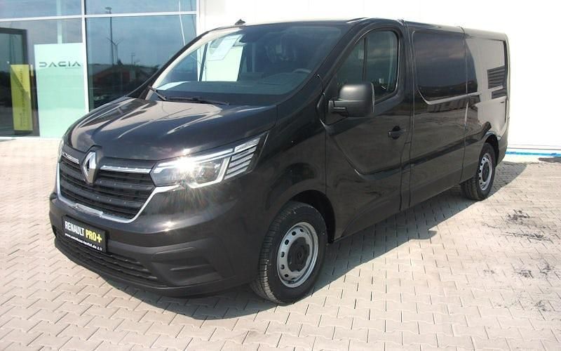 Neu Renault Trafic Komfort 131 PS (96 kW) 2025 Schwarz Van / Kleinbus
