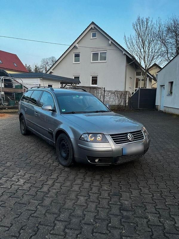 Gebraucht VW Passat 131 PS (96 kW) 2004 Grau Kombi