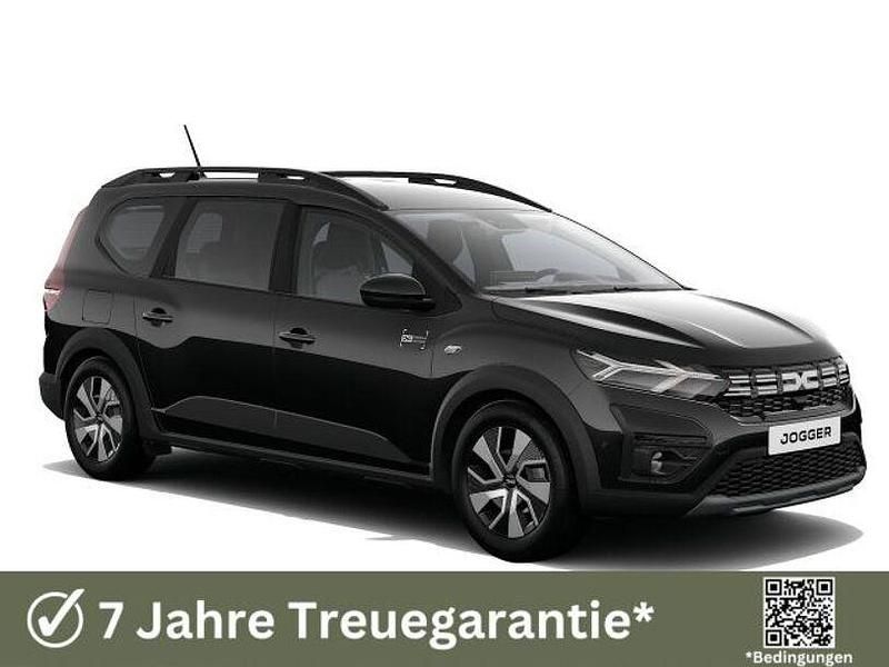 Schwarz Neu 2025 Dacia Jogger Expression Limousine | 21.680 € (Fairer Preis) - Bild 1/4