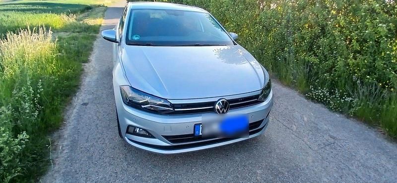 Gebraucht VW Polo Active 110 PS (80 kW) 2021 Silber Kleinwagen