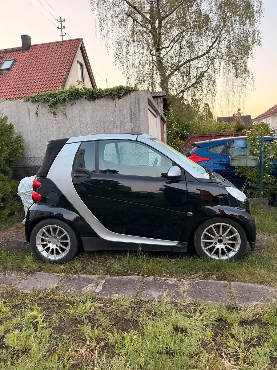 Gebraucht Smart ForTwo Cabrio 84 PS (61 kW) 2007 Schwarz Cabrio