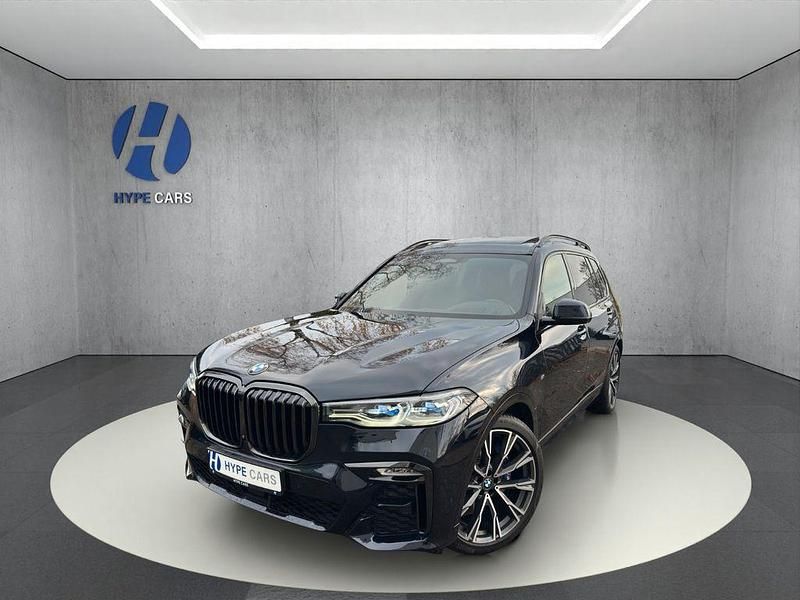 Schwarz Gebraucht 2021 BMW X7 M Sport SUV | 68.970 € (Etwas zu teuer) - Bild 1/4