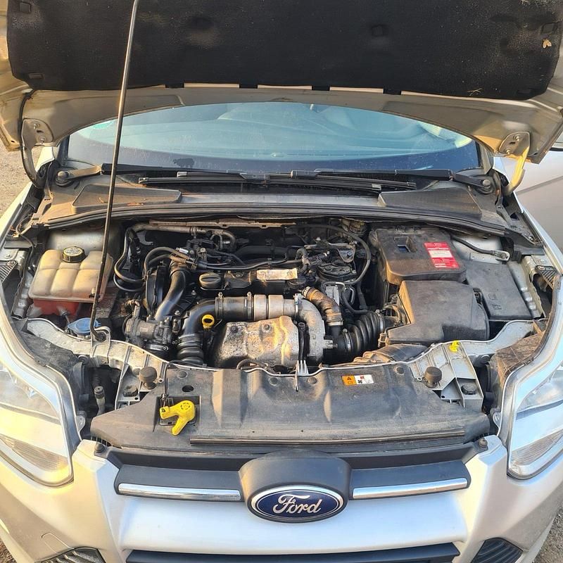 Gebraucht Ford Focus 116 PS (85 kW) 2013 Silber Kombi