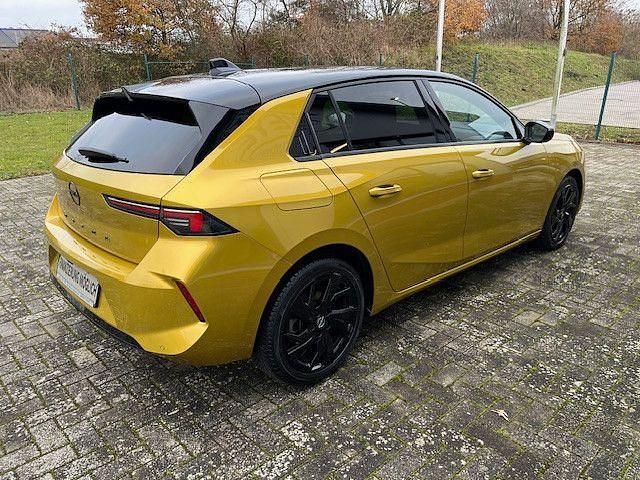 Usata Opel Astra 131 CV (96 kW) 2022 Giallo Berlina