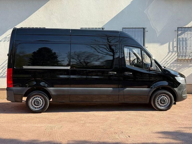 Gebraucht Mercedes Sprinter 114 PS (83 kW) 2018 Schwarz Van