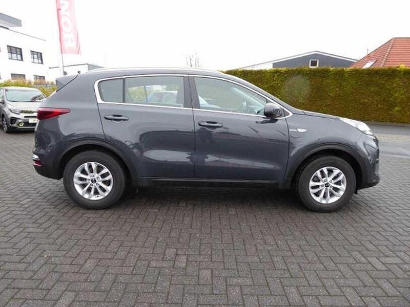 Gebraucht Kia Sportage 132 PS (97 kW) 2022 Grau SUV