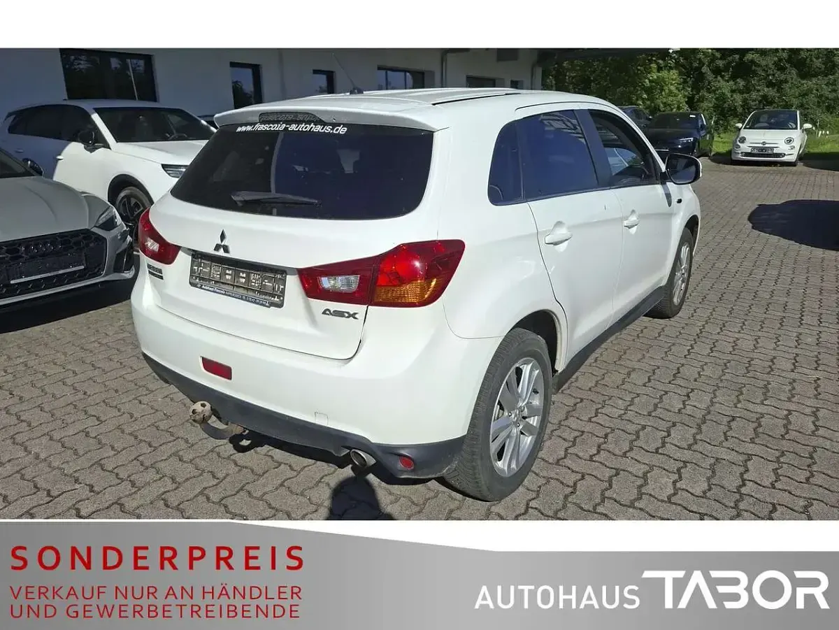 Gebraucht Mitsubishi ASX Edition 150 PS (110 kW) 2014 Frost white SUV