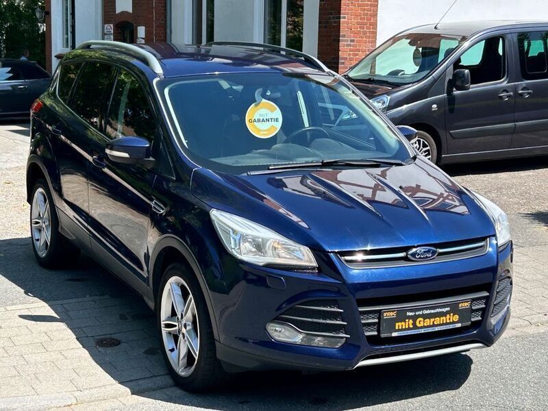 Blau Gebraucht 2013 Ford Kuga Trend SUV | 9.999 € (Etwas zu teuer) - Bild 1/4