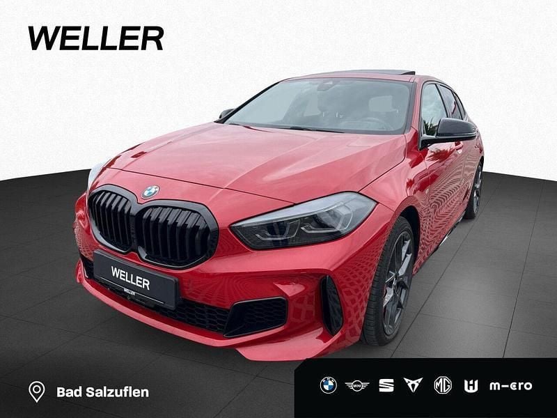 Melbourne rot (rot) Gebraucht 2024 BMW 128 Comfort Edition Limousine | 34.410 € (Guter Preis) - Bild 1/4