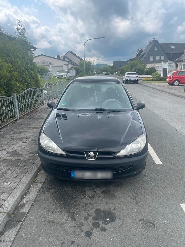 Schwarz Gebraucht 1999 Peugeot 206 Kleinwagen | 350 € (Guter Preis) - Bild 1/4