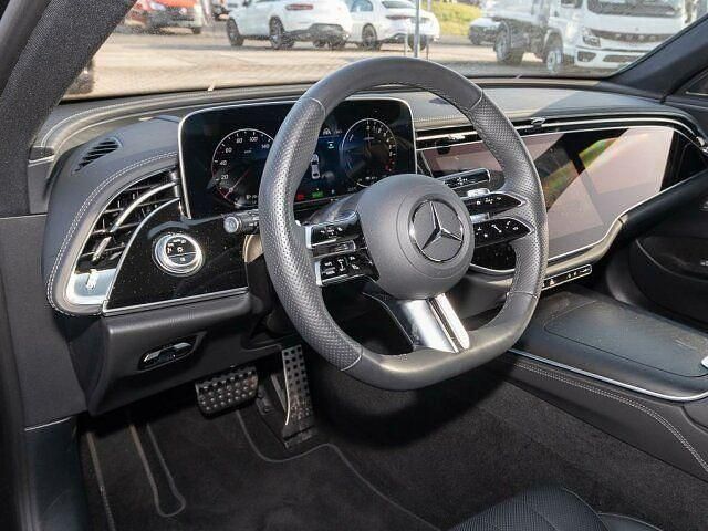 Gebraucht Mercedes E300 AMG 313 PS (230 kW) 2024 Lack graphitgrau Limousine
