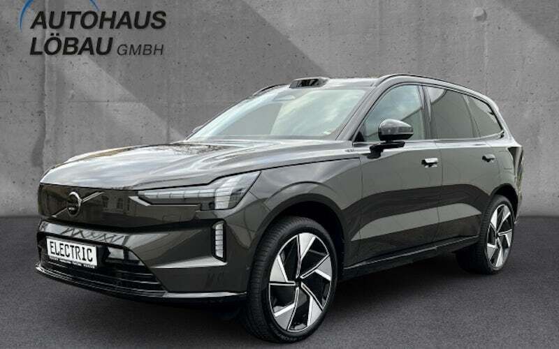 Platinum grey / metallic Neu 2025 Volvo EX90 Performance SUV | 99.900 € (Fairer Preis) - Bild 1/4