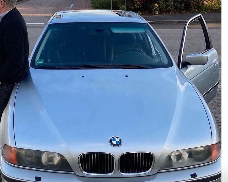 Silber Gebraucht 1997 BMW 535 Limousine | 2.500 € (Superpreis) - Bild 1/4