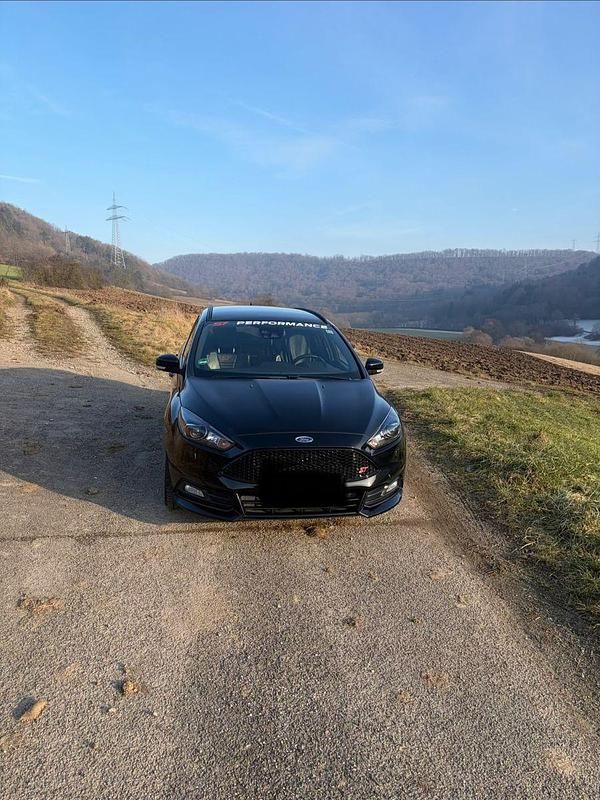 Gebraucht Ford Focus ST 250 PS (183 kW) 2016 Schwarz Kombi