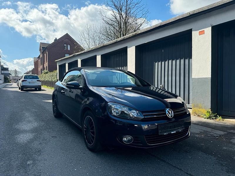 Gebraucht VW Golf 105 PS (77 kW) 2011 Violet Cabrio