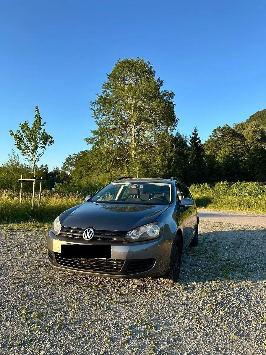 Gebraucht VW Golf VI 105 PS (77 kW) 2010 Kleinwagen