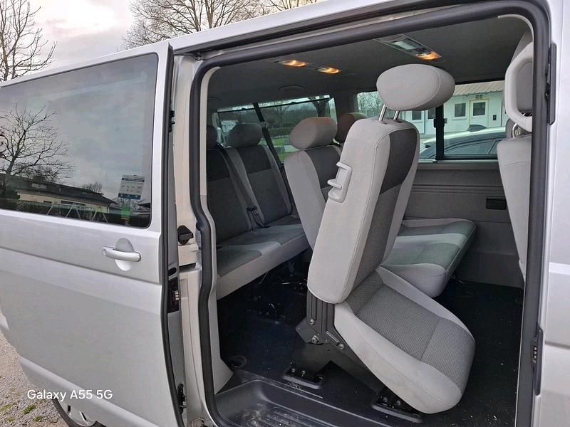 Gebraucht VW T5 140 PS (102 kW) 2014 Silber Van